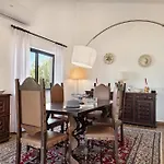וילה Casa Rouxinol *