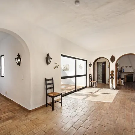 Casa Rouxinol Villa *