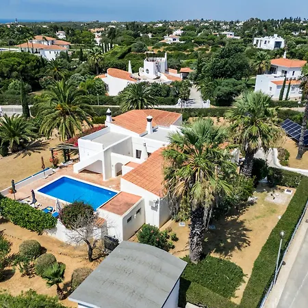 Casa Rouxinol * קארבואירו
