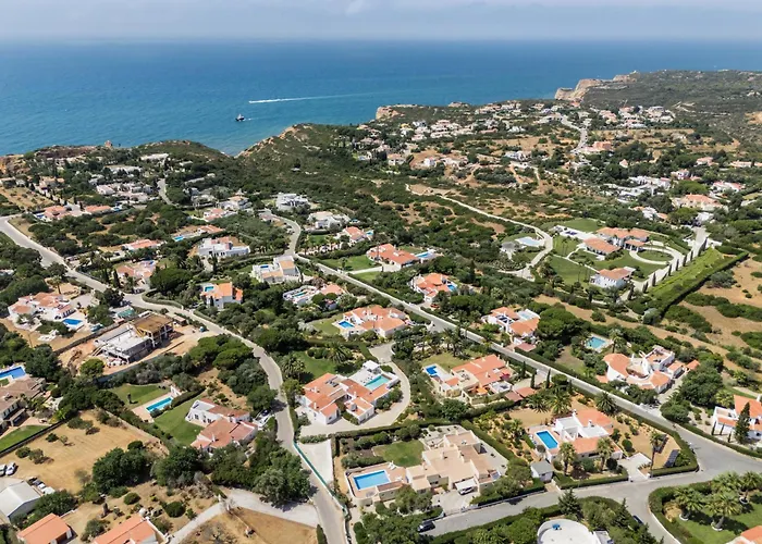 Casa Rouxinol * Carvoeiro (Lagoa)