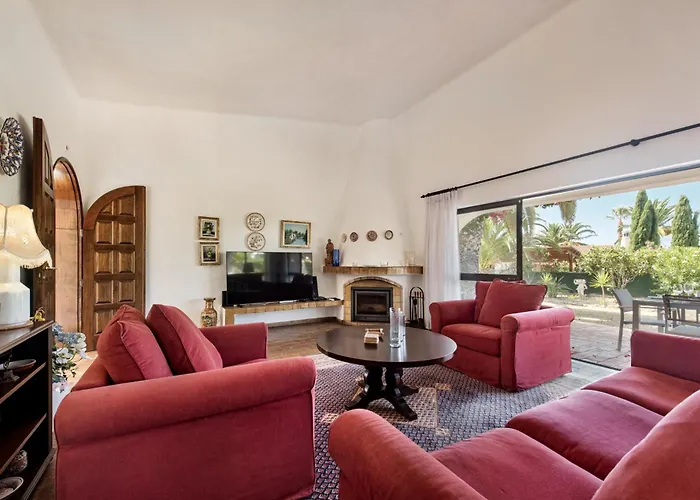 Casa Rouxinol Villa *